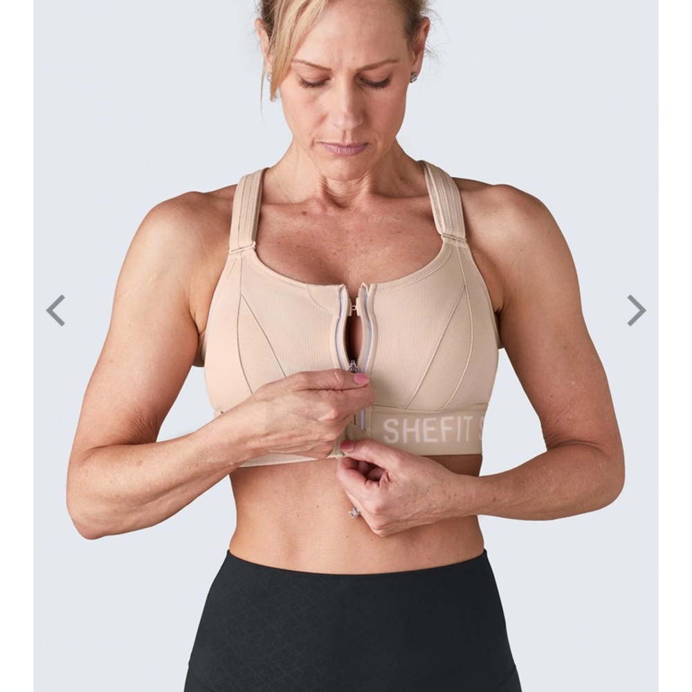 SHEFIT High Impact Adjustable Sports Bra